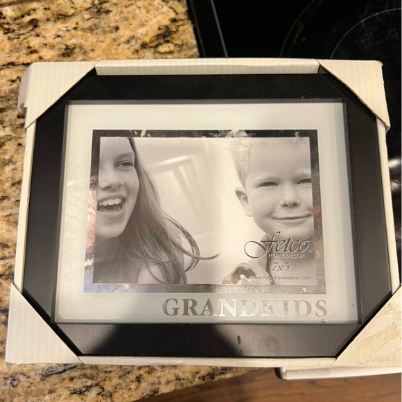 Fetco Home Decor Grandkids 7x5 Photo Frame - Picture 1 of 2